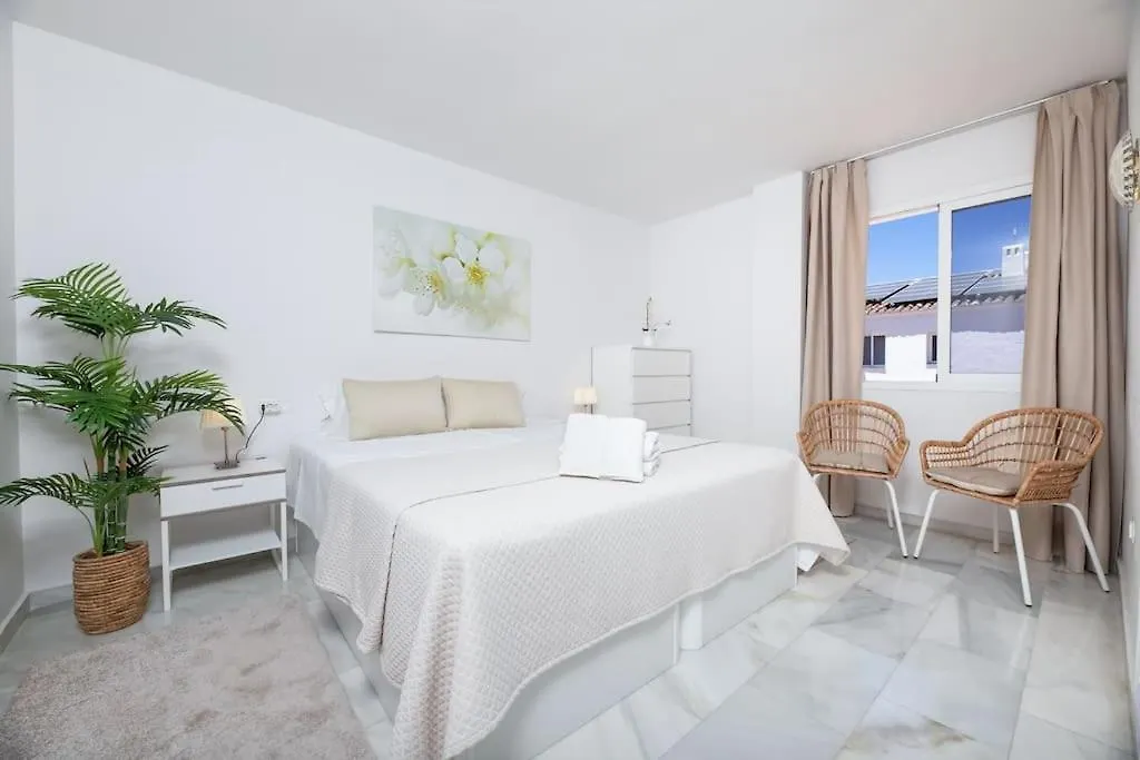 Apartment Amazing Ph Rooftop Terrace, Pools And Gym Rdr397 Sitio de Calahonda Spain